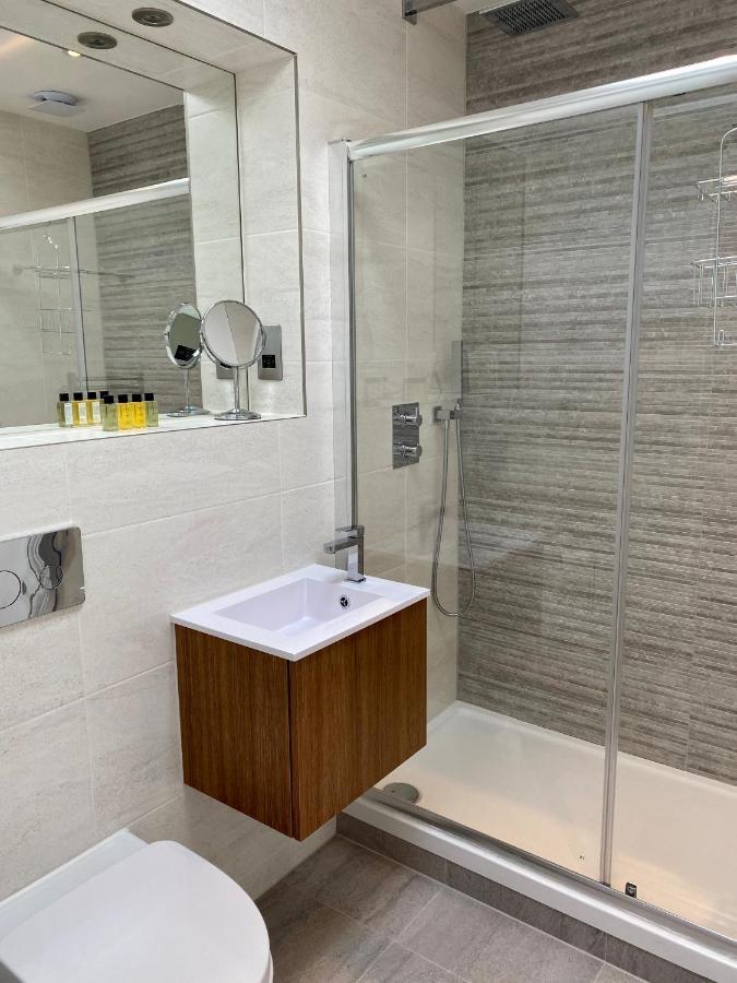 Cc Apartment สแตรทฟอร์ด อะพอน เอวอน ภายนอก รูปภาพ
