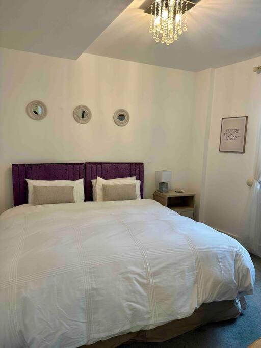 Cc Apartment สแตรทฟอร์ด อะพอน เอวอน ภายนอก รูปภาพ